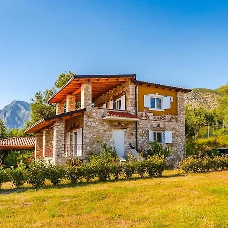 Siar The Large By Pikhost Villa *